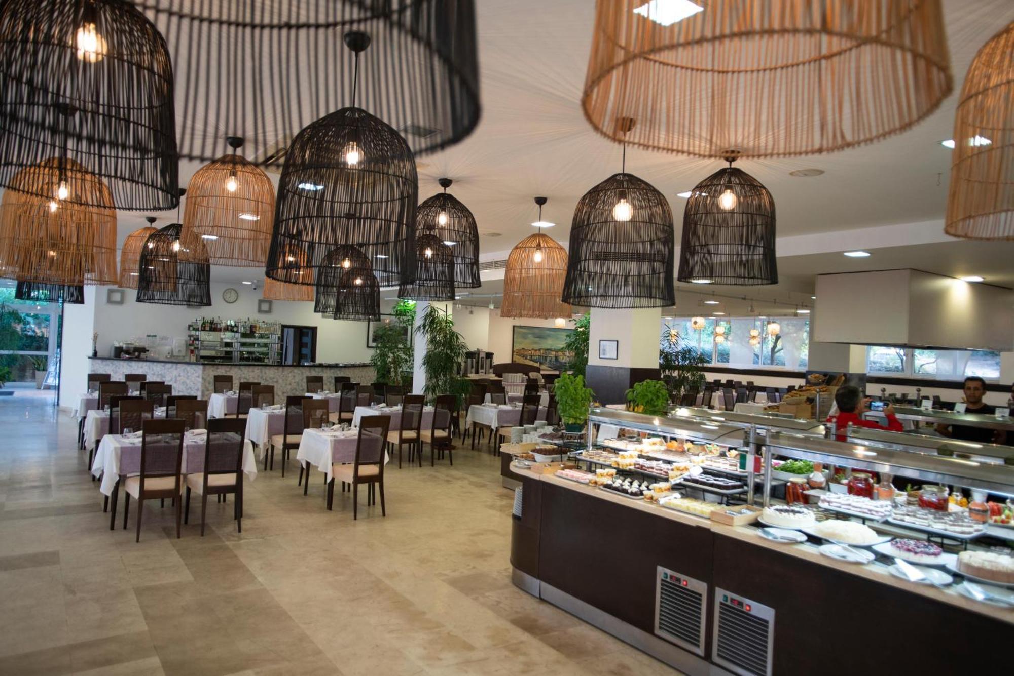 苏佩塔尔 Aminess Vival Casa Velaris酒店 外观 照片